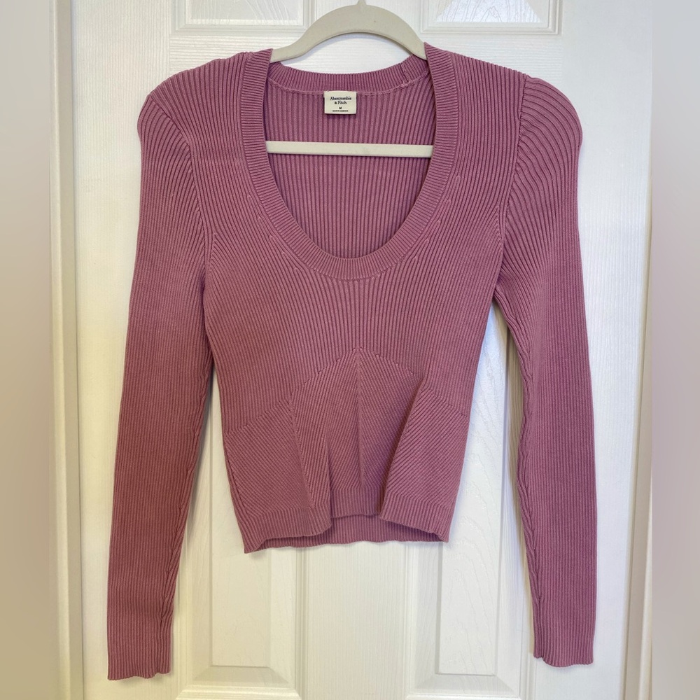 Abercrombie & Fitch Sweater